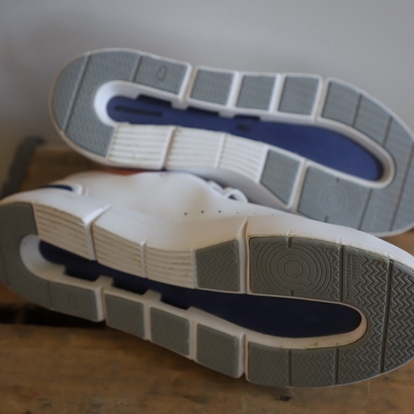 On Cloud The Roger sneakers size 10 - Picture 5 of 6